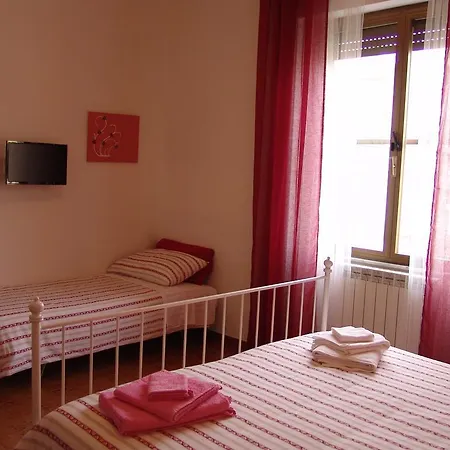 B&B Myosotis Bed & Breakfast Pisa